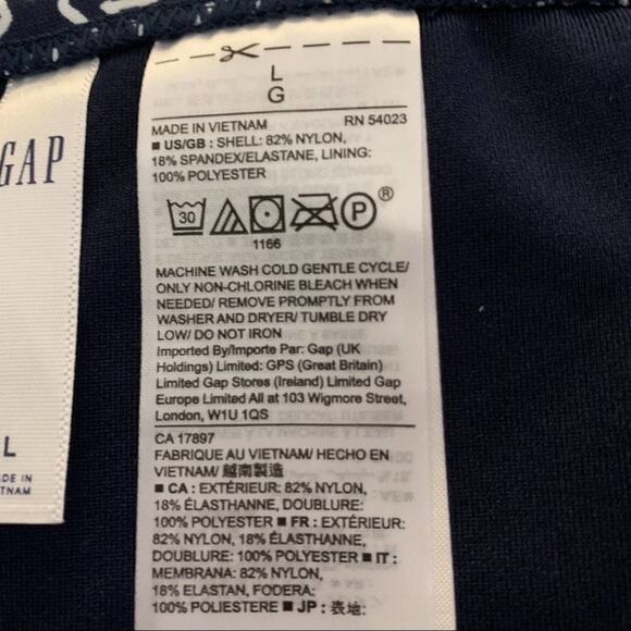 Gap bikini bottom. Size large. Navy blue with whit stars. New with tag. - Picture 7 of 10